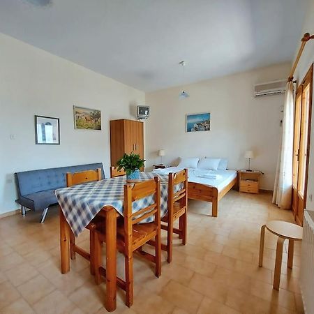 Selfcatering -Studio Helen No 7 Xiropígado Kültér fotó